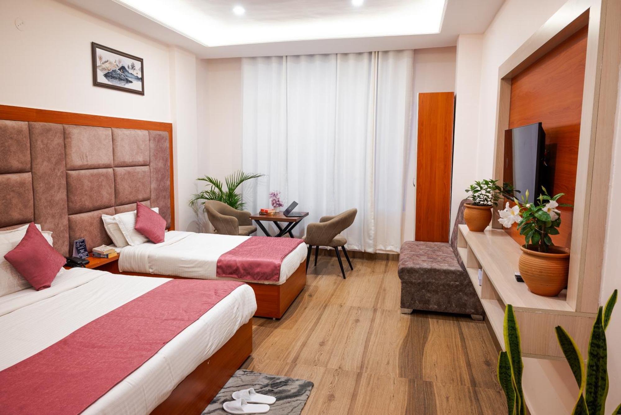 Hotel Sagar Residency - Best Mountain View Hotel In Pālampur Exterior photo