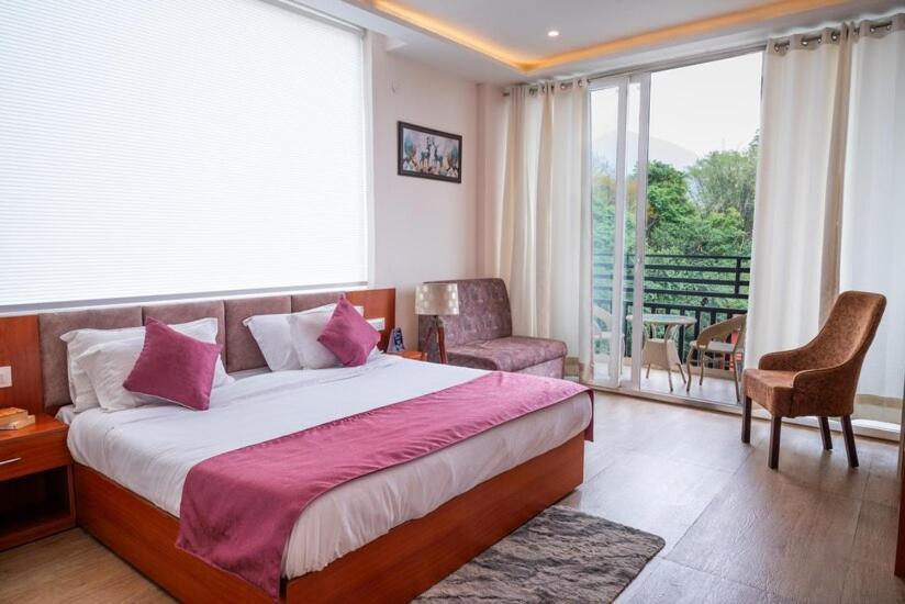 Hotel Sagar Residency - Best Mountain View Hotel In Pālampur Exterior photo