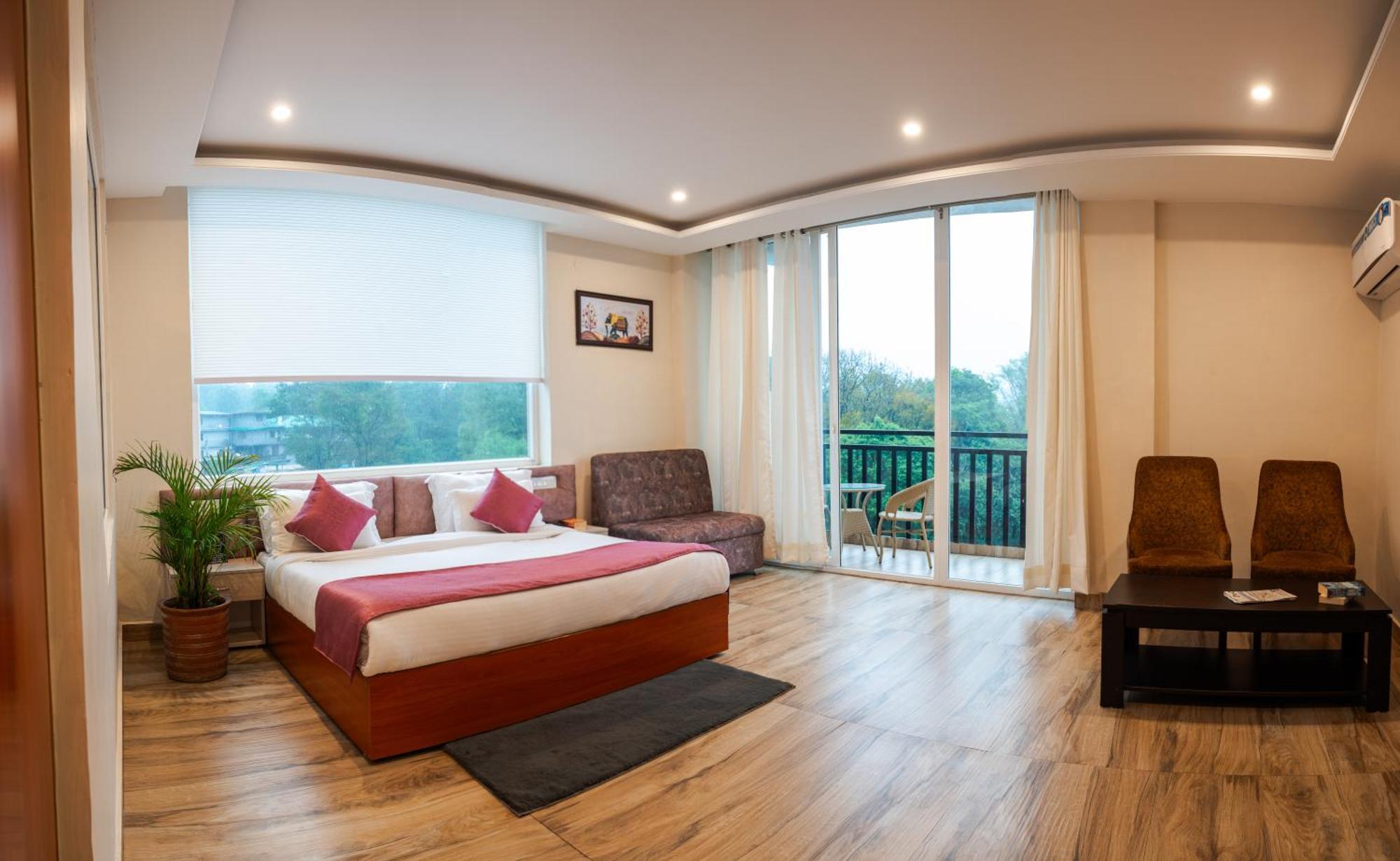 Hotel Sagar Residency - Best Mountain View Hotel In Pālampur Exterior photo
